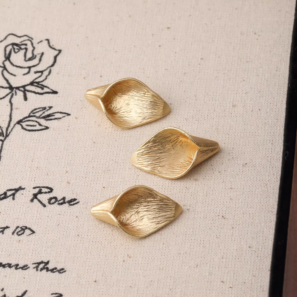 4 Buah Anting Jimat Bunga Kelo - Musical Instrument Jewelry ulasan dan harga